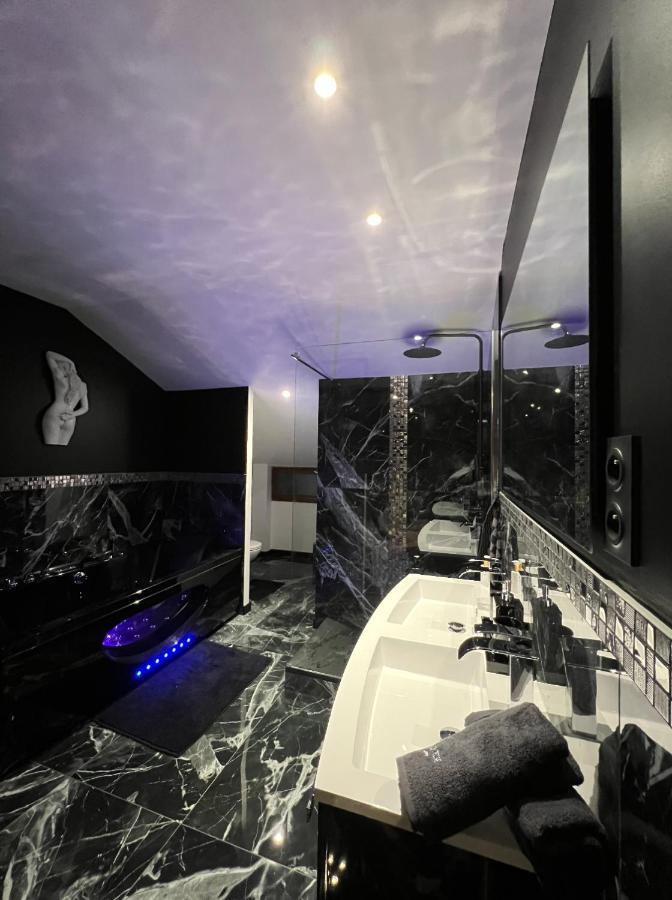 Parenthese - & Tentation Balneo Proche Orly-paris Apartment *